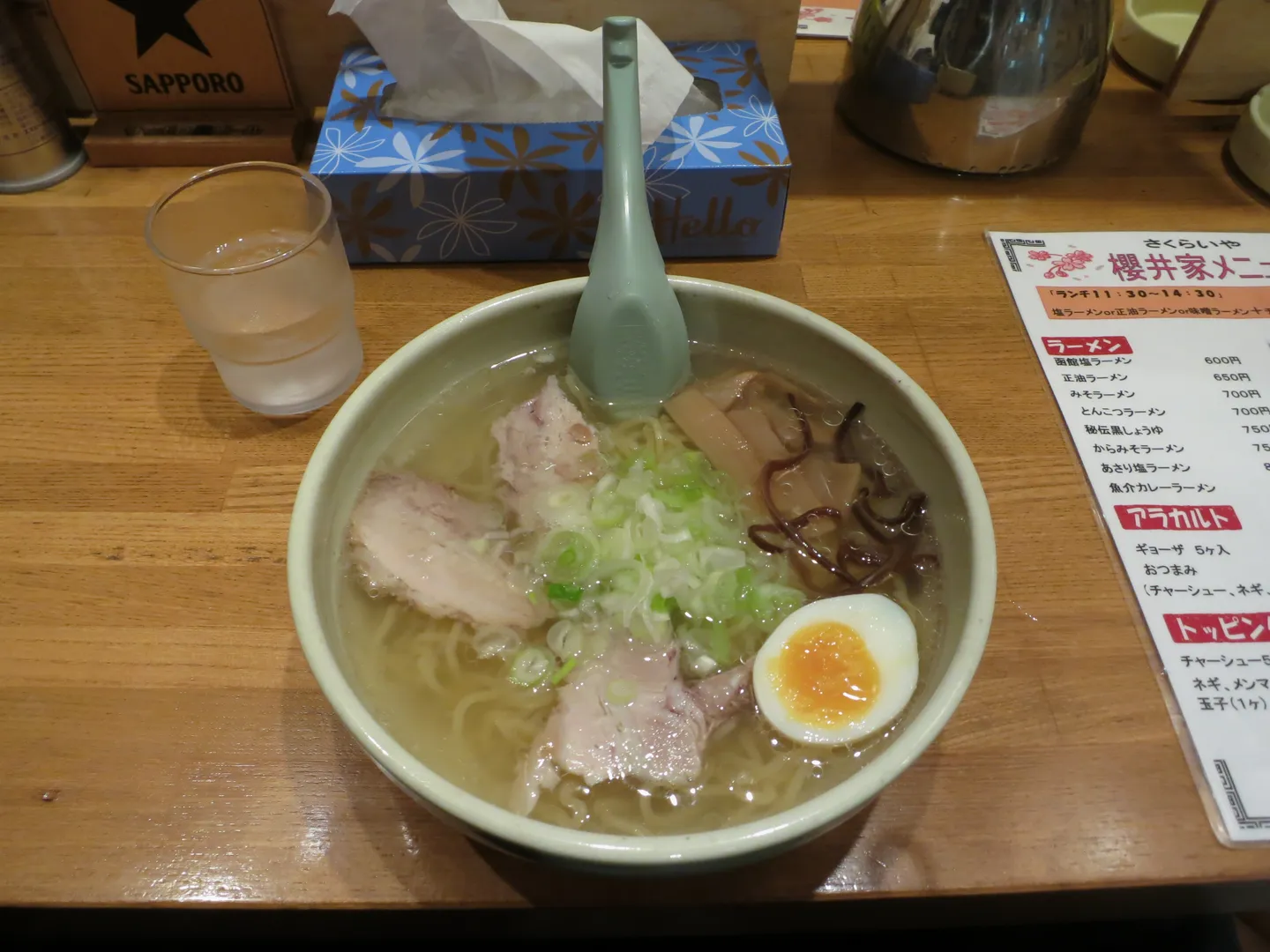 Shio ramen, een noedelsoep op basis van zout, typisch voor Hakodate.