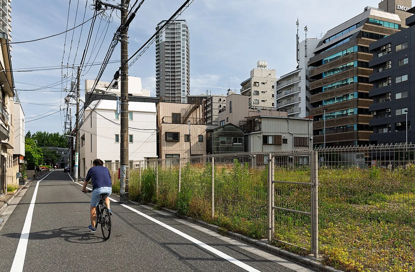 Rezidenční ulice v Ikenohata, Tokio