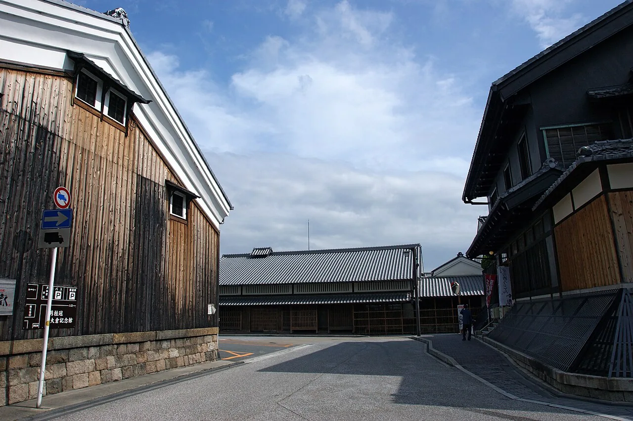 Traditionelle Gebäude im Gekkeikan Okura Sake Museum in Fushimi