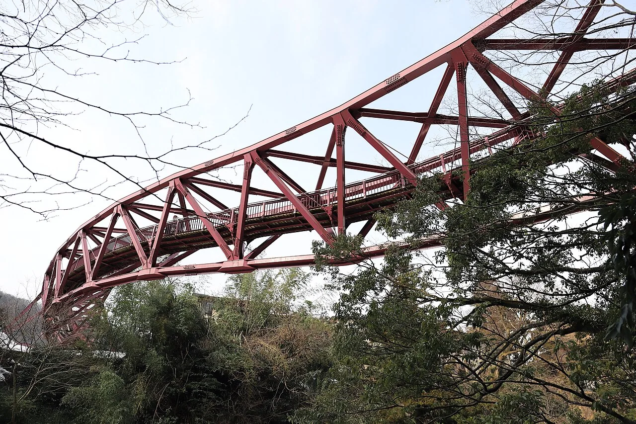 Ayatori-hashi bridge in Yamanaka Onsen