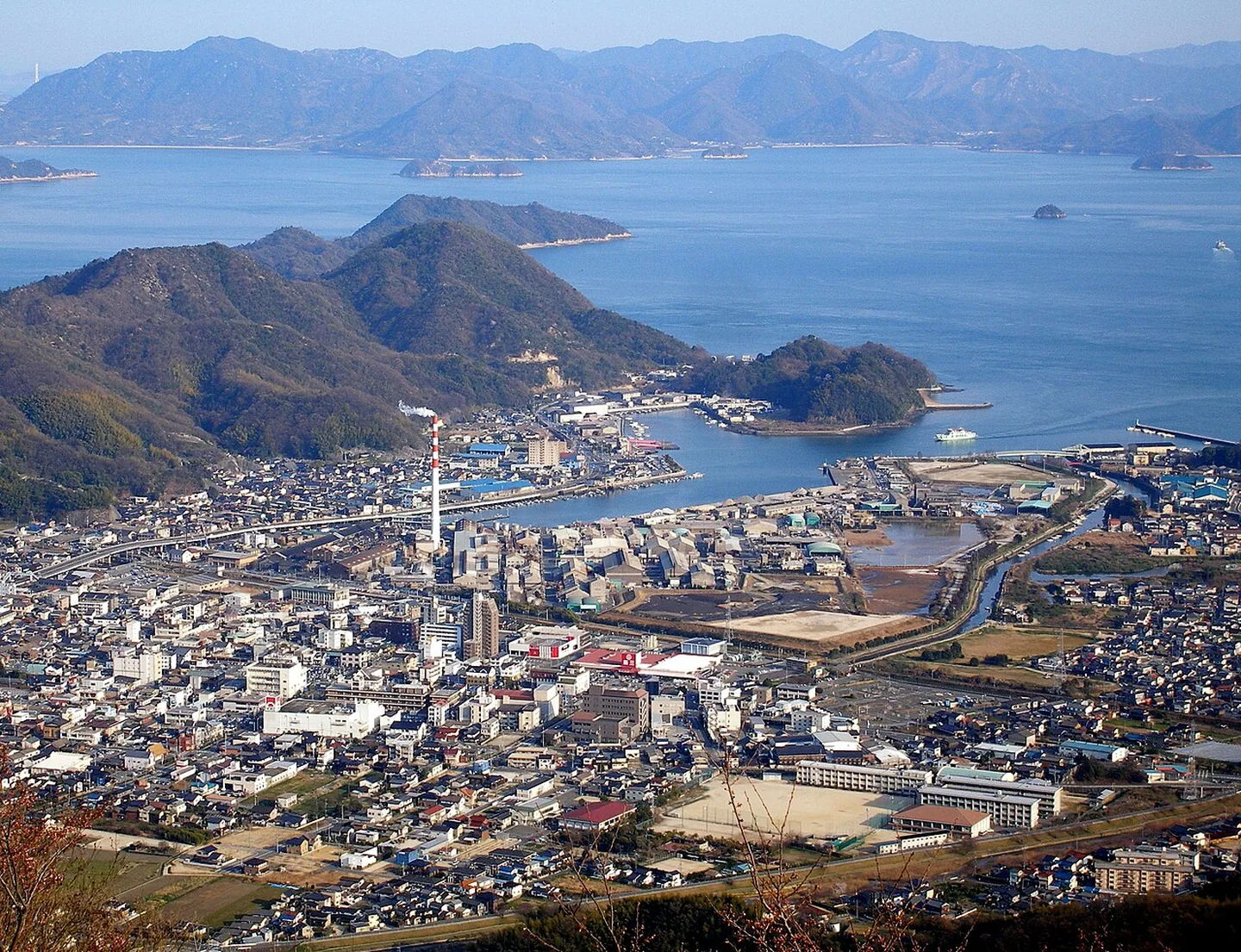 Takehara visto desde el monte Asahi