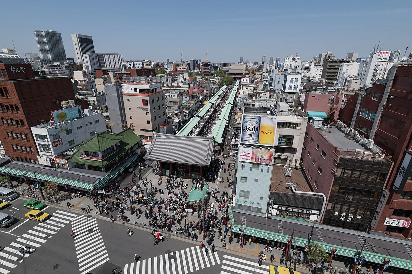 Nakamise visto dal Centro di Informazione Turistica della Cultura Asakusa