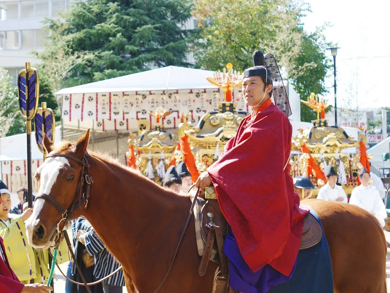 En rytter ved Sasebo Kunchi-festivalen
