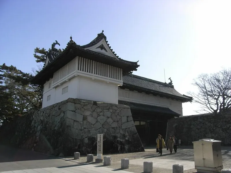 Shachinomon gate at Saga Castle