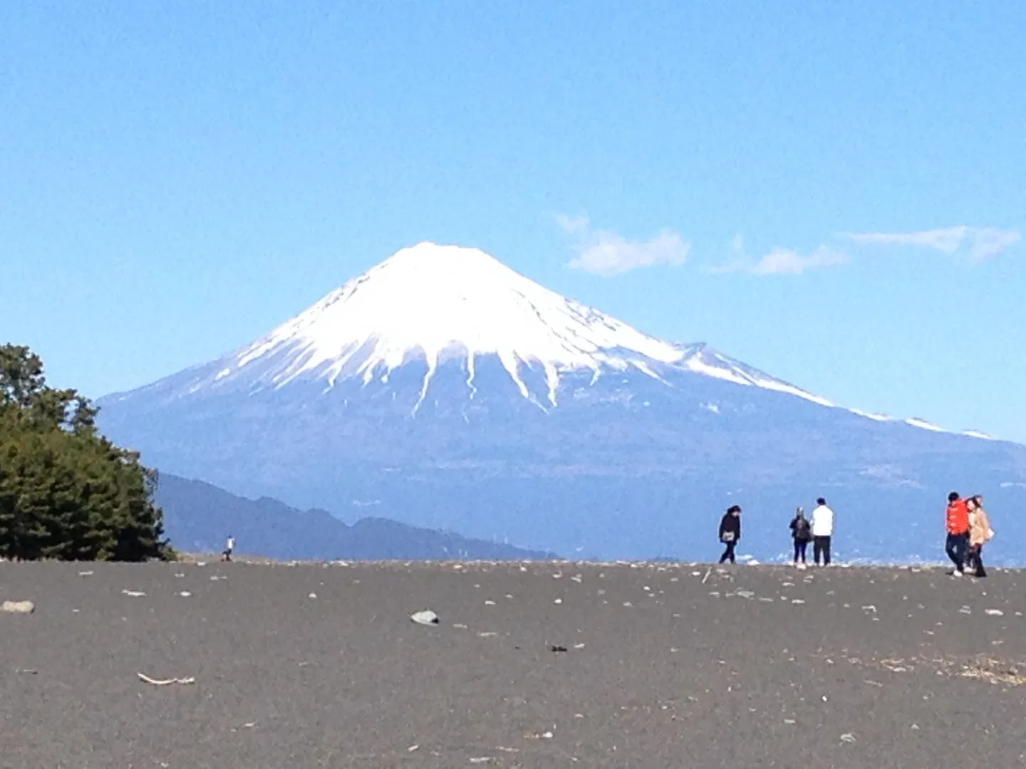Fuji-bjerget set fra Miho Matsubara-stranden i Shizuoka.