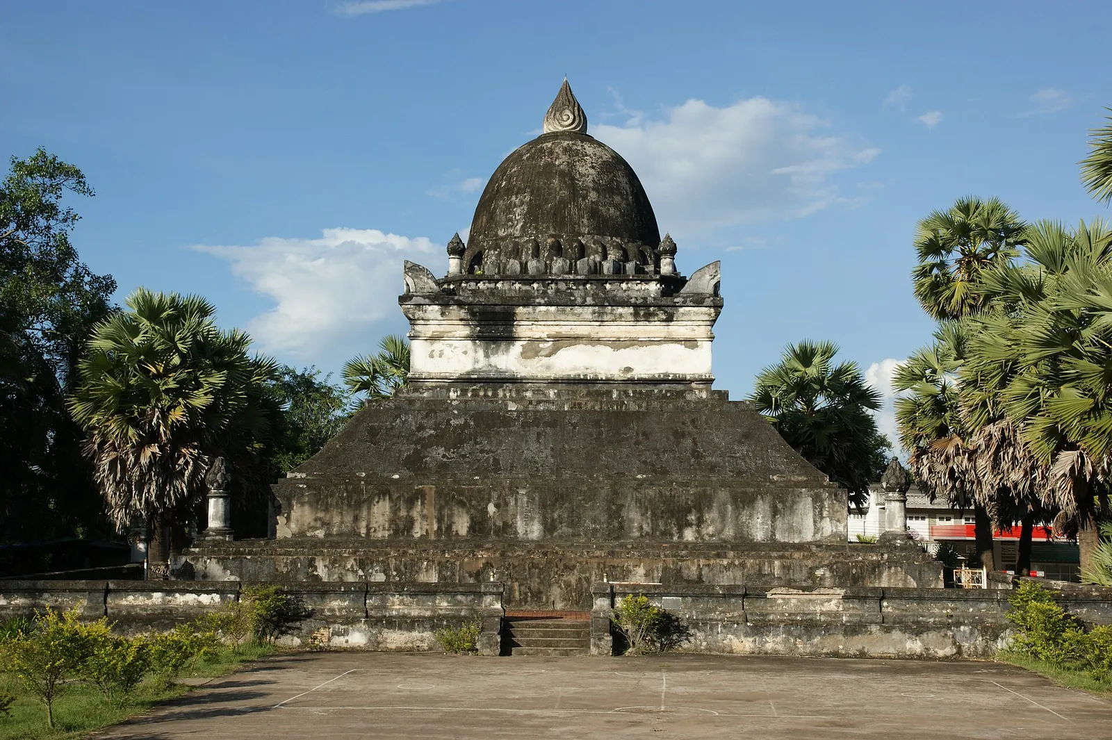 Stúpa That Makmo v Luang Prabangu