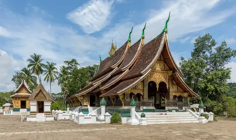 Wat Xieng Thong v Luang Prabangu