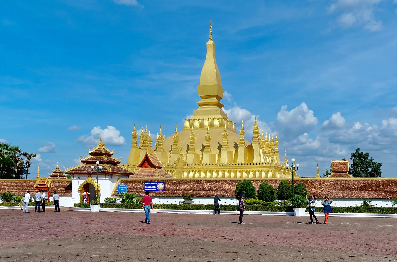 Estupa dorada de Pha That Luang en Vientián