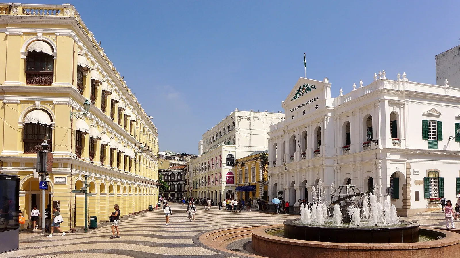 Senado Square in the historic centre · Macau