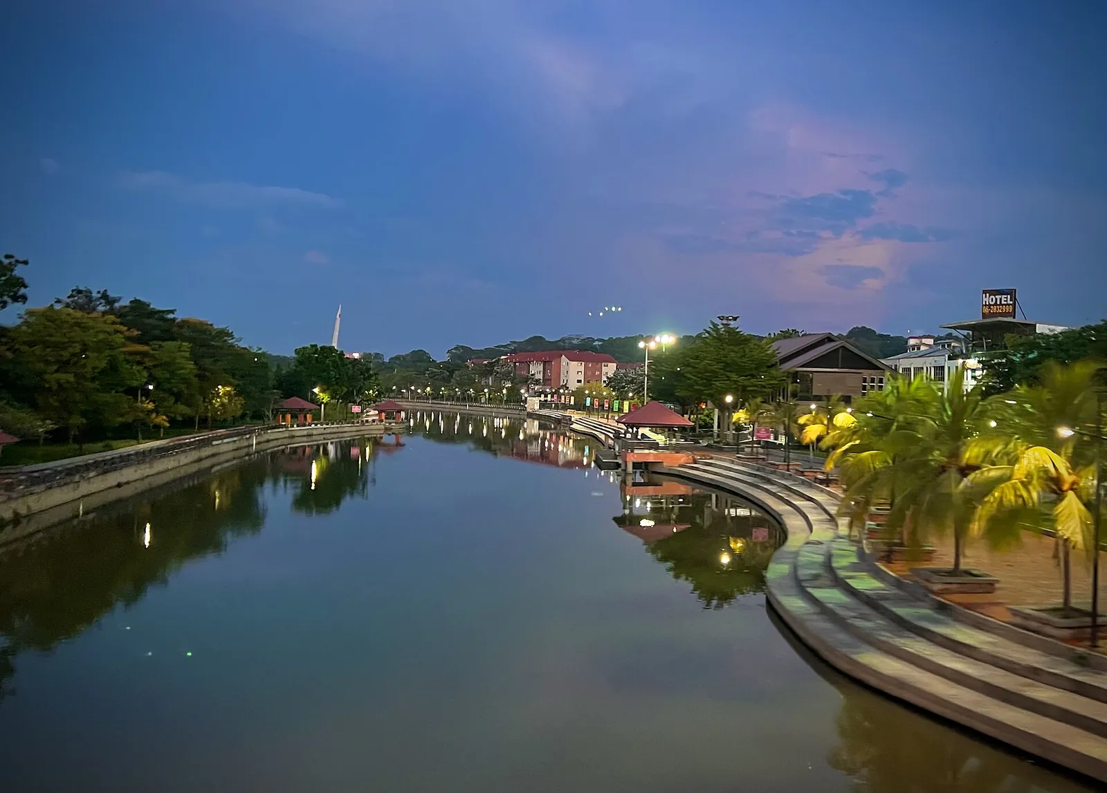 Melaka riverfront at dusk
