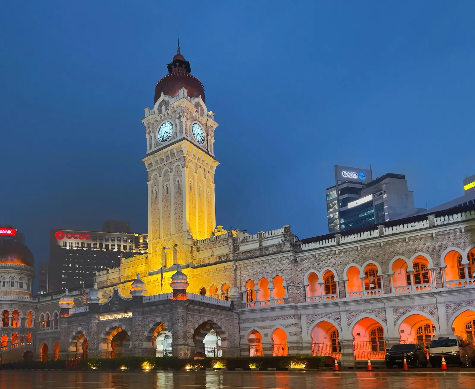 Sultan Abdul Samad Building on a rainy evening in Kuala Lumpur