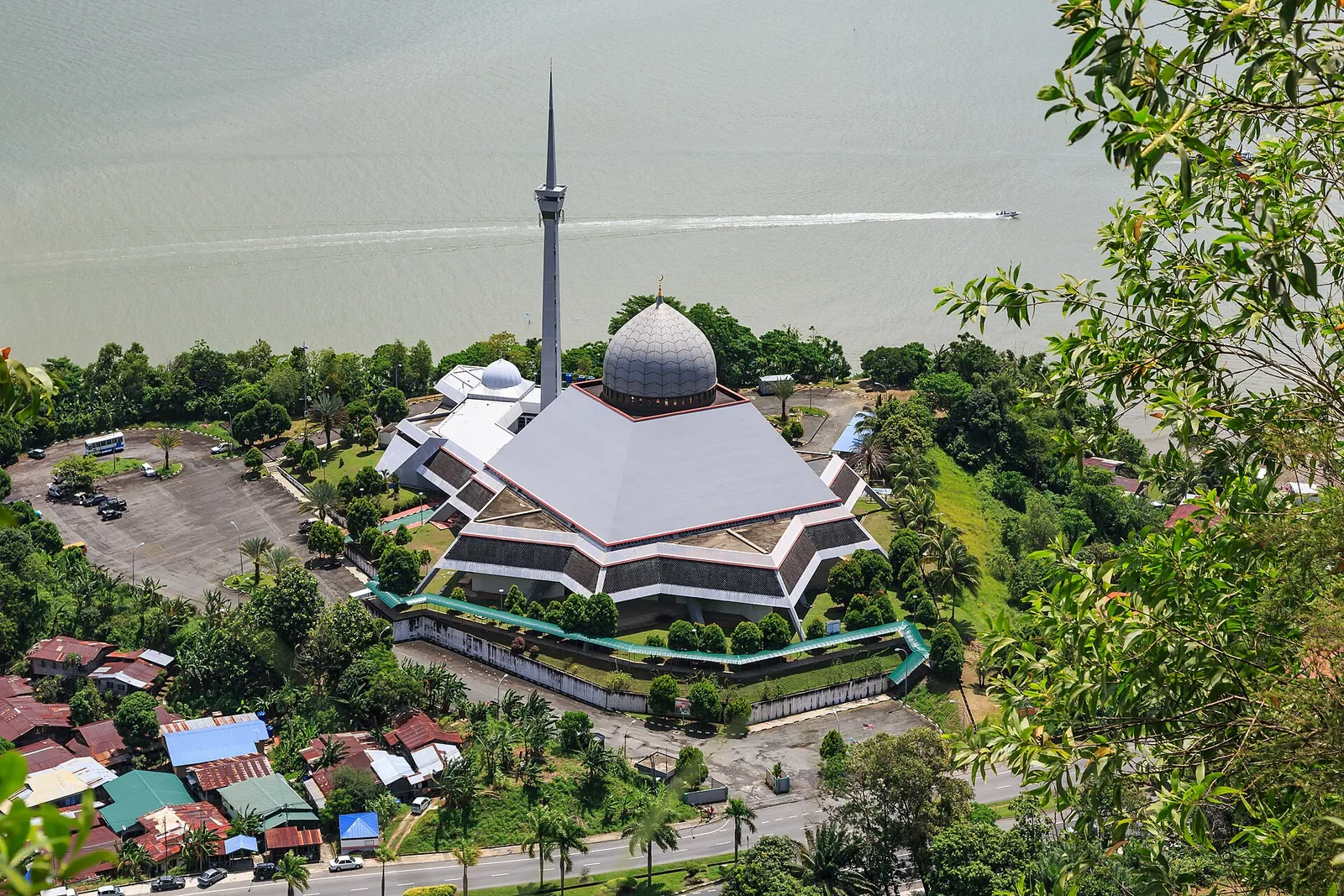 Sim Sim City Mosque beside the coast in Sandakan