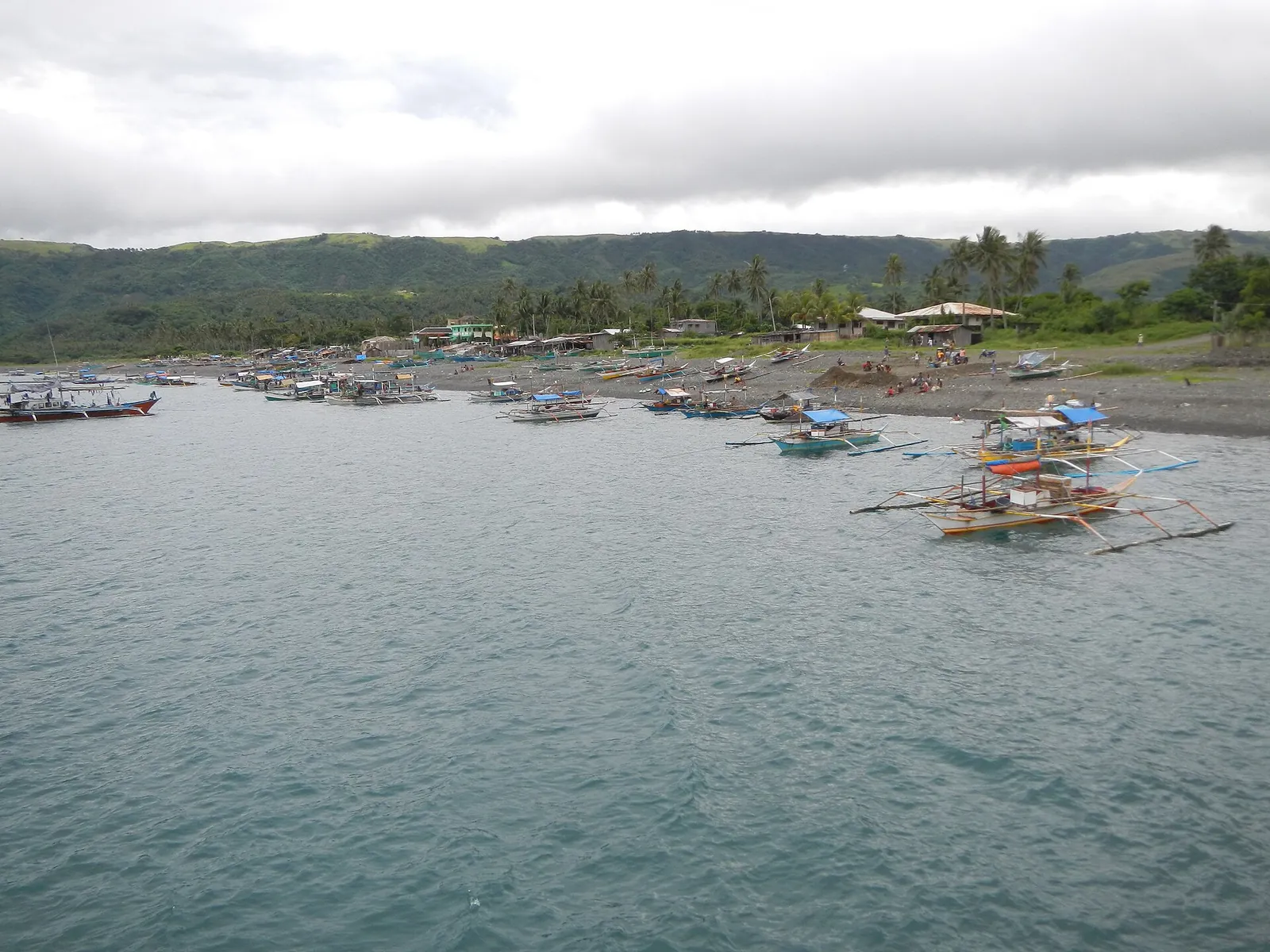 Fishing boats on Dingalan Bay