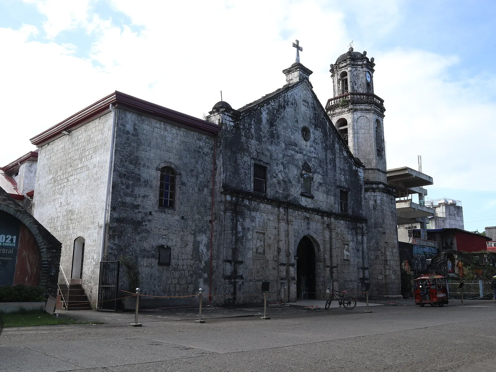 Maasin Cathedral exterior