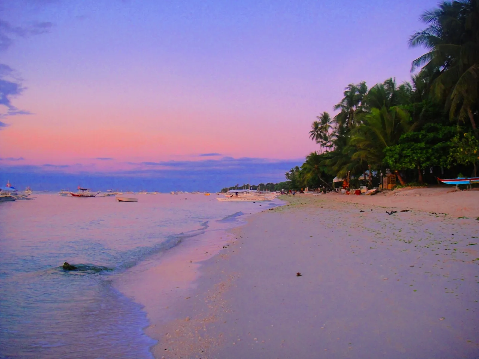 Doljo beach on Panglao at sunset