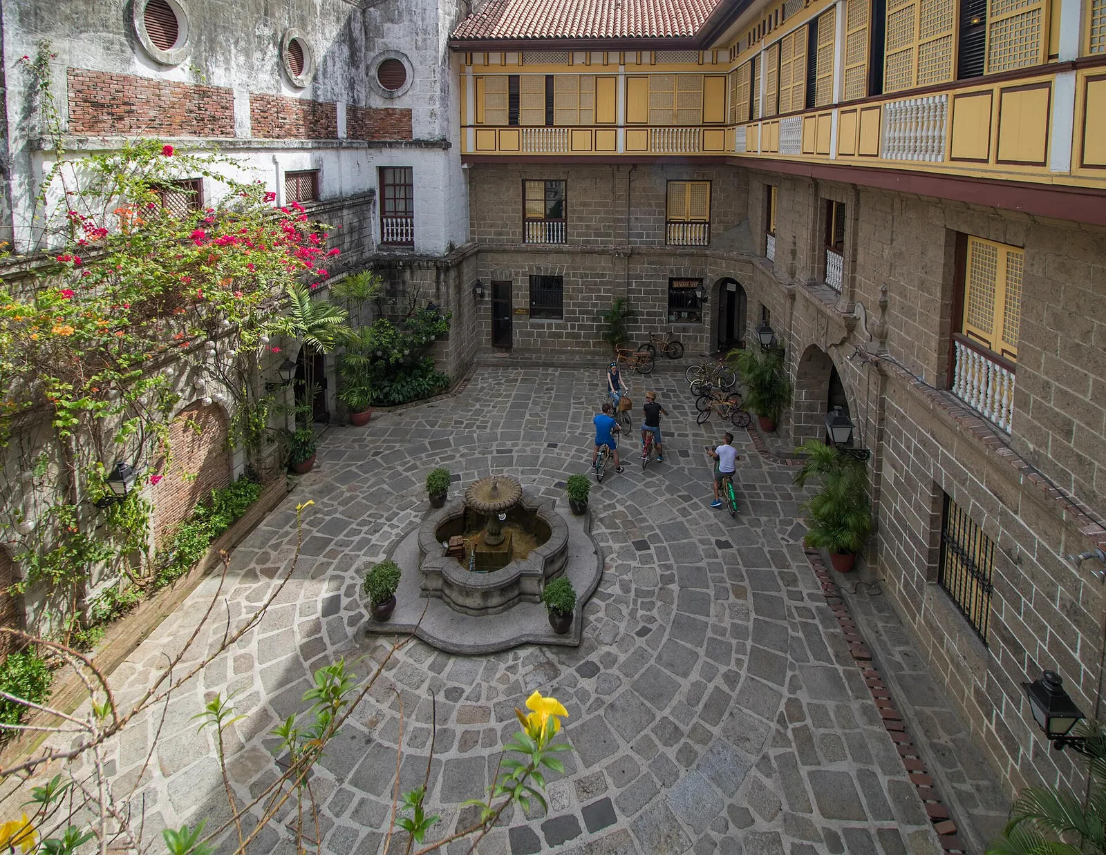 Casa Manila courtyard in Intramuros