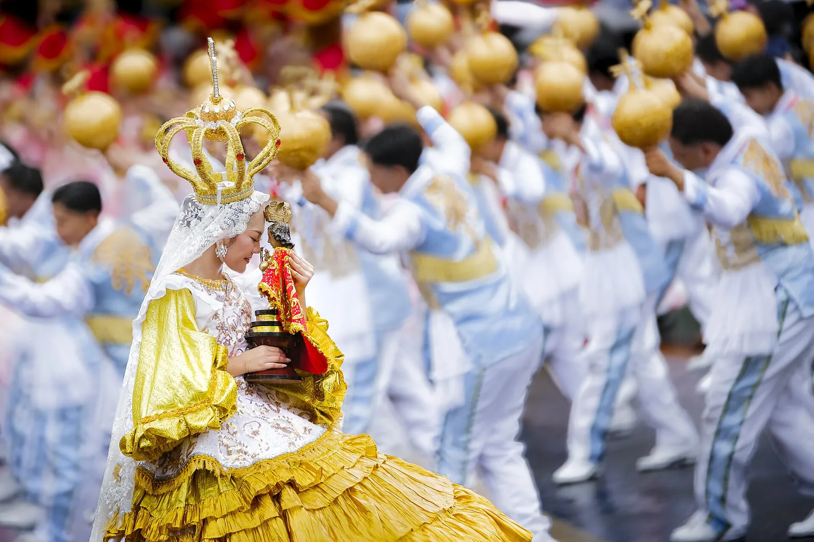 Cebu Sinulog festival queen photographed in January 2026