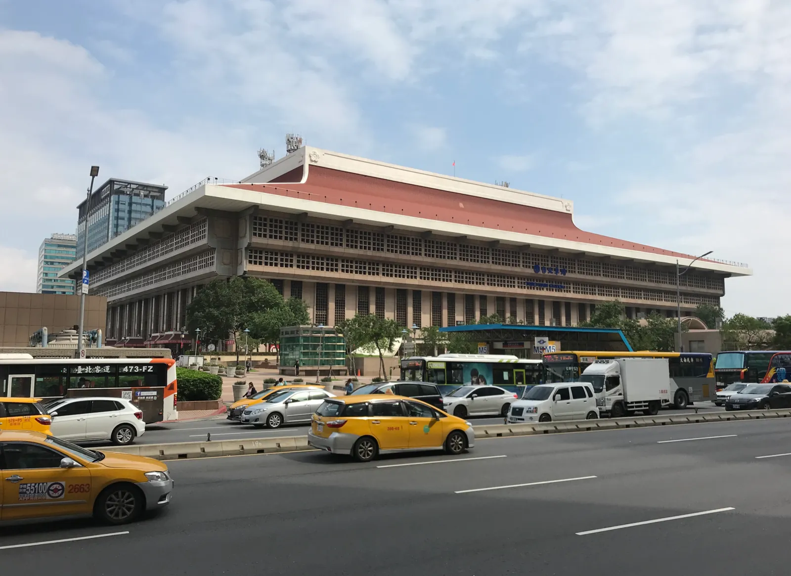 Außenansicht von Taipei Main Station