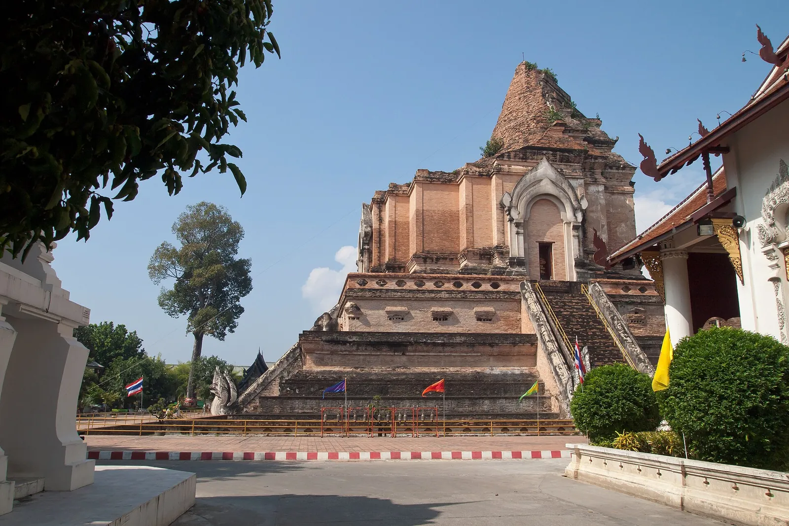 The massive ruined brick chedi of Wat Chedi Luang with its naga staircase